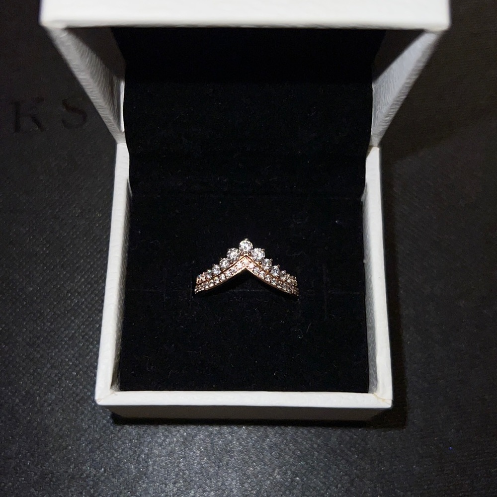 Pandora princess wishbone ring size 5